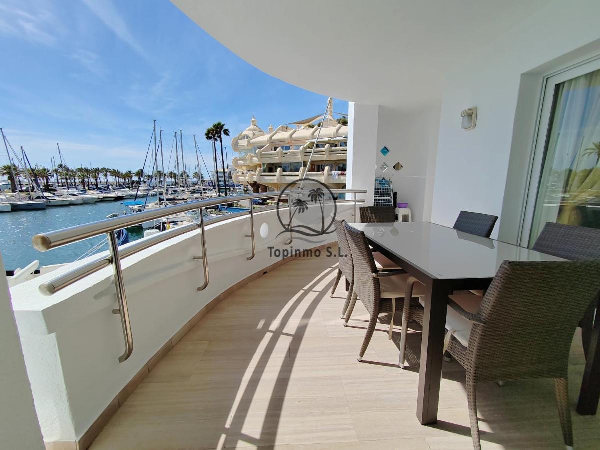 Cozy Corner 2 Bedroom Apartment On New Island Complex In Marina Harbour Benalmadena Bagian luar foto